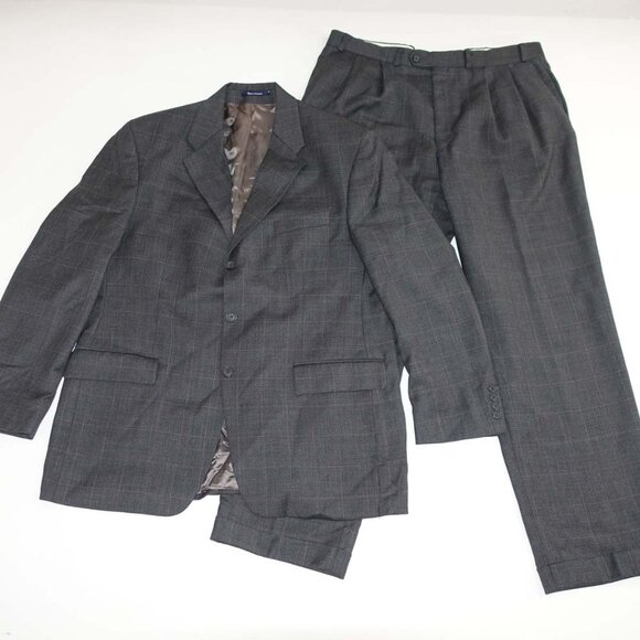 Lauren Ralph Lauren Men's 3 Button Suit Size 44 Regular 38 x 31 Charcoal Gray R